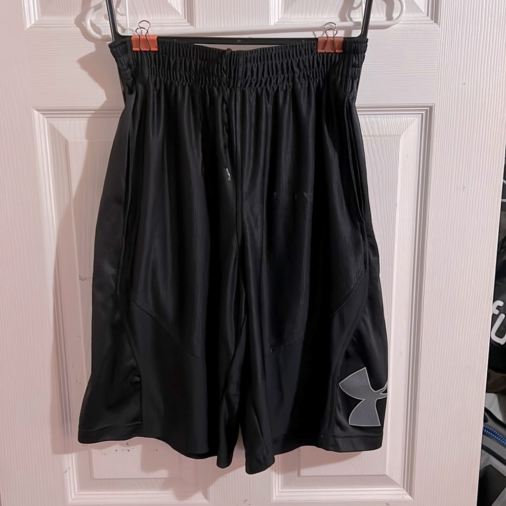 Under Armour Basketball shorts